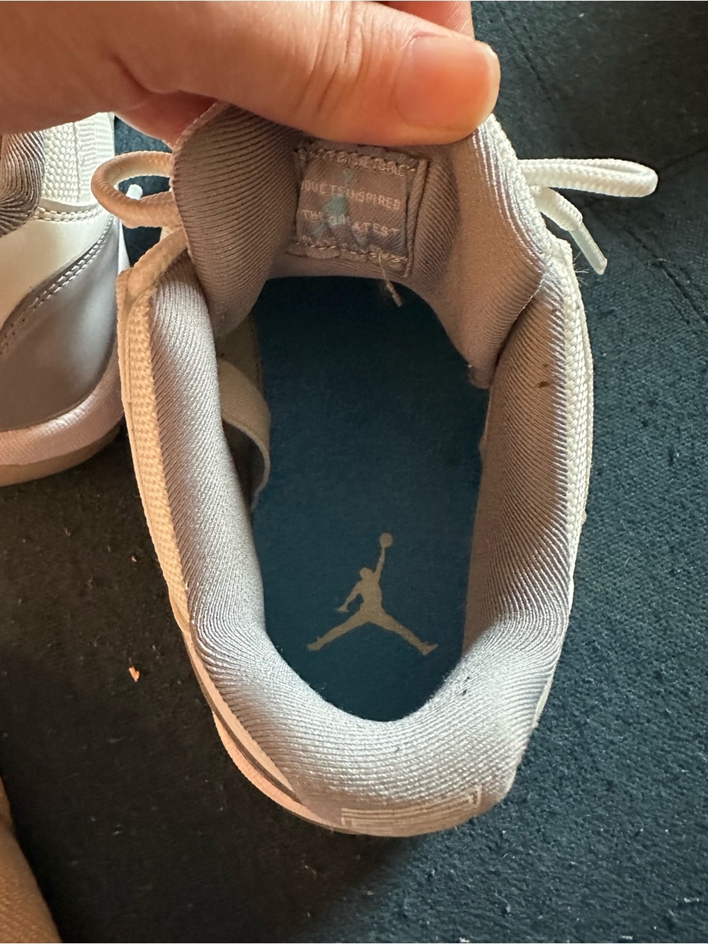 Jordan Men's Athletic Shoes in Light Gray and Cream - Picture 3 of 5